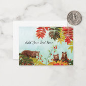 茶色のクマが赤いナナカマドの実を食べている ノートカード (正面/裏面インサイチュ)