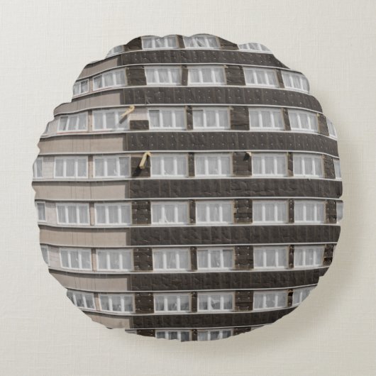 茶色のコマーシャル建物 ラウンドクッション (正面)