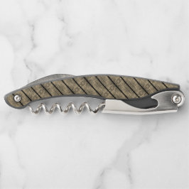 茶色のストライプ仕切りと黒またはチェスの傾き ソムリエナイフ