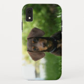 茶色のダシュント子犬 Case-Mate iPhoneケース (裏面)