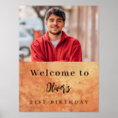 茶色のテラコッタの壁の写真の誕生日へようこそ ポスター (正面)