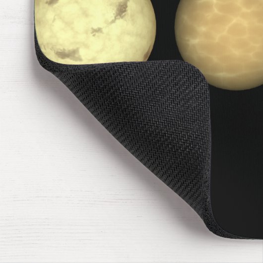 茶色のドワーフ2を比較したアーティストのレンディション マウスパッド (コーナー)