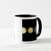 茶色のドワーフ2を比較したアーティストのレンディション マグカップ (正面右)