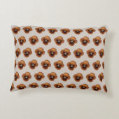 茶色のパンジーの花のシームレスなパターンをオン アクセントクッション (裏面)