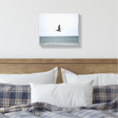 茶色のペリ飛んでいるカンの上の海色8 x 10 キャンバスプリント (インサイチュ (寝室))