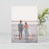 茶色のモダンスクリプト写真の結婚式の日付を保存 (スタンド正面)