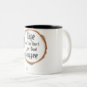 茶色のモダン生活はコーヒーのマグが悪いために短すぎる ツートーンマグカップ (正面右)