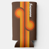 茶色のレトロループ（名前あり） スリム缶クーラー (裏面)