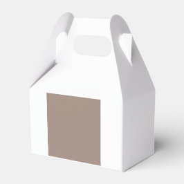 茶色の壁に入った壁 フェイバーボックス