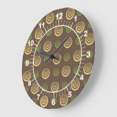 茶色の壁掛けの黄色と緑の円 ラージ壁時計 (傾斜)