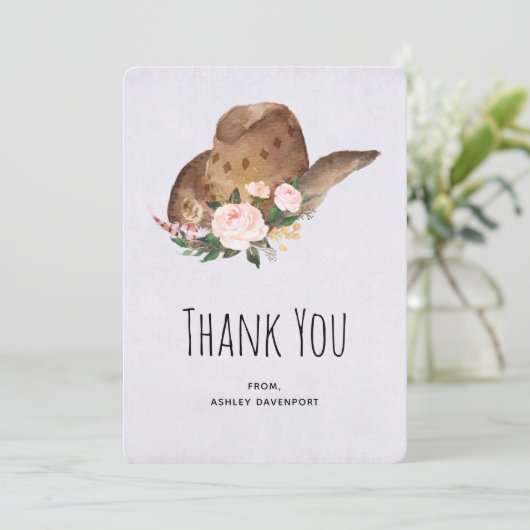 茶色の女性のカーボーイハットとピンクの花ありがとう サンキューカード (スタンド正面)