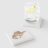 茶色の女性のカーボーイハットとピンクの花 ストーンコースター (横)