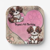 茶色の子犬のピンクの足とハートの誕生日パーティー ペーパープレート (正面)