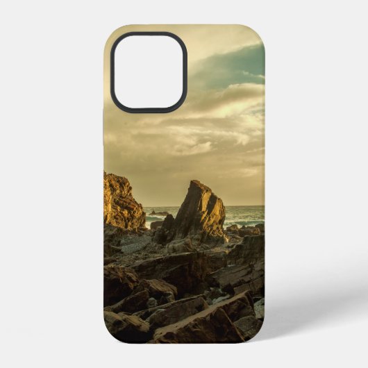 茶色の岩の形成 iPhoneケース (裏面)