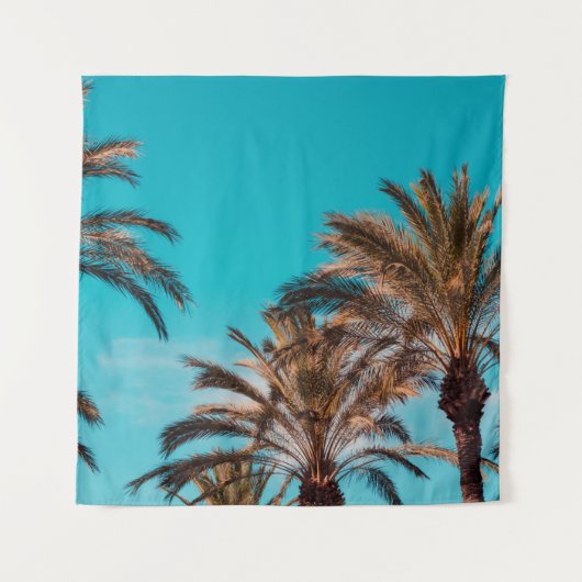 茶色の木のワームの視点写真 タペストリー (正面)