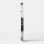 茶色の木戸の横の緑の植物 Case-Mate iPhoneケース (裏面 / 右)