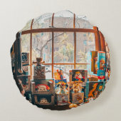 茶色の木棚の詰め合わせプラシ玩具 ラウンドクッション (裏面)