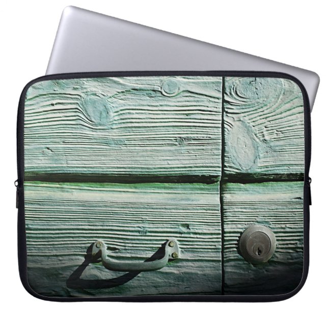 茶色の木製の引き出し ラップトップスリーブ (正面)