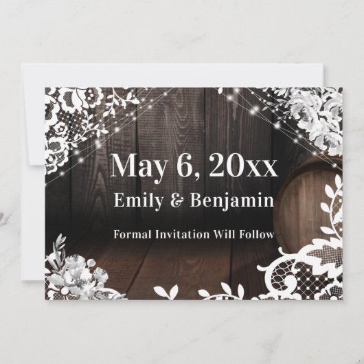 茶色の木製バレルライトホワイトレース&花 セーブザデート (裏面)