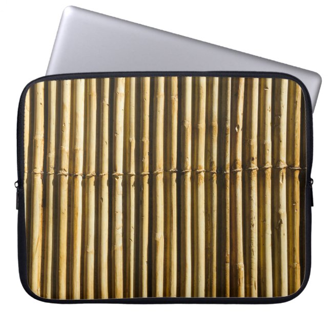 茶色の木製パネル ラップトップスリーブ (正面)