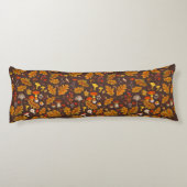 茶色の森のキノコと秋の植物 ボディピロー (裏面)