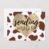 茶色の牛の模様の金色のハートがハグを送る ポストカード (正面/裏面)