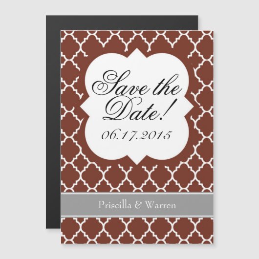 茶色の白いクローバー日付磁石を保存 マグネット招待状 (正面/裏面)