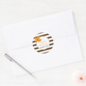 茶色の白いストライプ秋の結婚式とカエデの葉 ラウンドシール (封筒)
