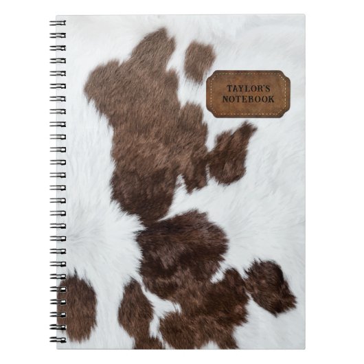 茶色の白い斑点フェイクのある牛の毛皮と革 ノートブック (正面)