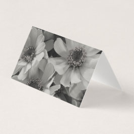 茶色の目のスーザン花