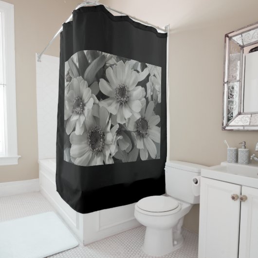 茶色の目のスーザン花 シャワーカーテン (インサイチュ)