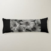 茶色の目のスーザン花 ボディピロー (裏面)