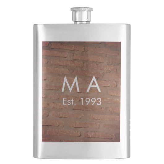 茶色の素朴なレンガの石に名前の文字の年日付を追加 フラスク (正面)