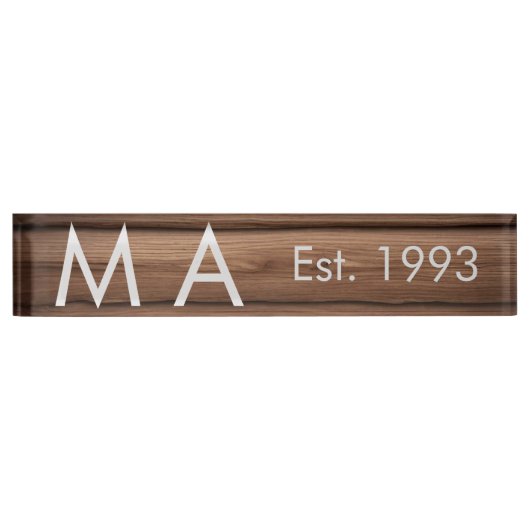 茶色の素朴なboho追加の名前の文字の年日付文字 デスクネームプレート (正面)