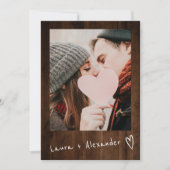 茶色の素朴木のスクリプトハート2枚結婚の写真 招待状 (正面)