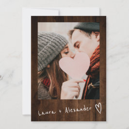 茶色の素朴木のスクリプトハート2枚結婚の写真 招待状