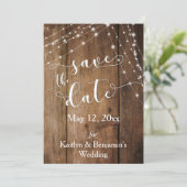 茶色の素朴木、明るい文字列の日付を保存 セーブザデート (スタンド正面)