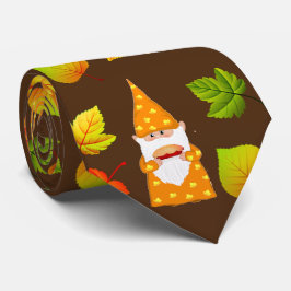 茶色の背景にキュートなノームと美しい紅葉 ネクタイ