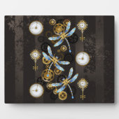 茶色の背景にスチームパンクストライプのトンボ フォトプラーク (正面)