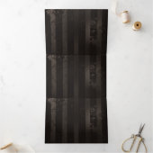 茶色の背景にスチームパンクストライプのトンボ 三つ折り招待状 (内部)