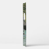 茶色の船の間に体の水上にいる女性 Case-Mate iPhoneケース (裏面 / 右)