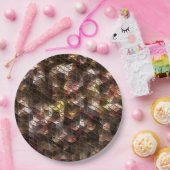 茶色の色の三角形のモザイクと軽いレリーフ、 浮き彫り ペーパープレート (パーティー)