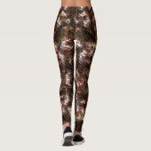 茶色の色の三角形のモザイクと軽いレリーフ、 浮き彫り レギンス (裏面)