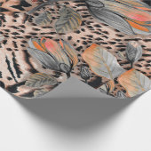茶色の花パターのある野生のアフリカの動物の皮膚 ラッピングペーパー (角)