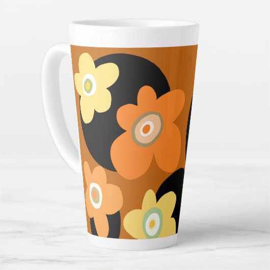 茶色の花模様のマグカップ カフェラテマグ (左アングル)