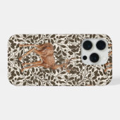 茶色の装飾的なオークダマスク模様の鹿 iPhoneケース (裏面横)