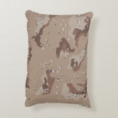 茶色の迷彩柄パターン アクセントクッション (裏面(縦))