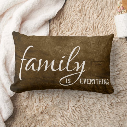 茶色の革の背景にファミリ引用文 ランバークッション (ブランケット)