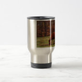 茶色の馬と森の端の白い鼻 トラベルマグ (中央)