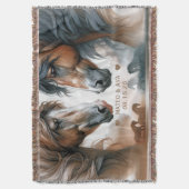 茶色の馬のウェディング カップル スローブランケット (正面縦)